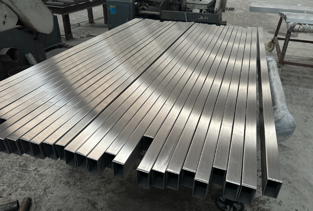 定西不锈钢方管